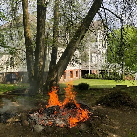 Country house Dwor Role